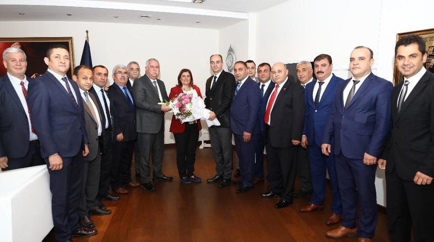 Şof&ouml;rler, Başkan &Ccedil;er&ccedil;ioğlu&rsquo;nu makamında ziyaret etti