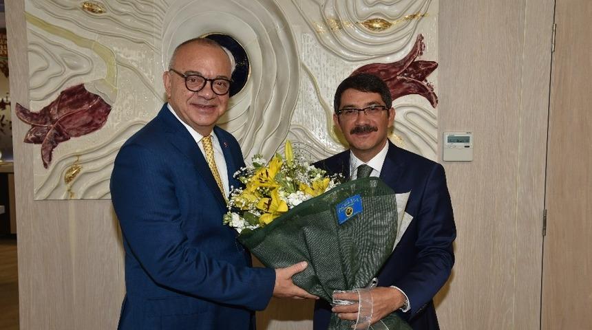 Başkan Erg&uuml;n tebrikleri kabul etti