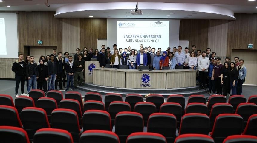 Mezunlar Derneği &ouml;ğrenci toplulukları ile buluştu