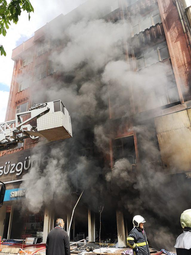 Keşan da mobilya ve beyaz eşya mağazalarında yangın (2) 1