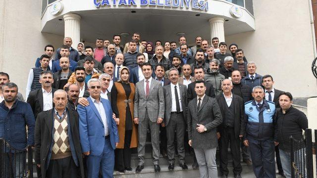 Çatak Belediye Başkanı Şeylan görevine başladı