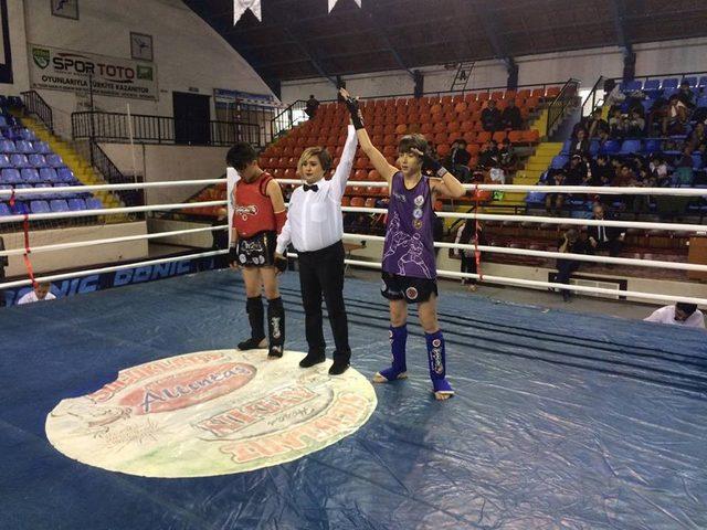 Muaythai Eğitim Merkezi 4 madalyayla döndü