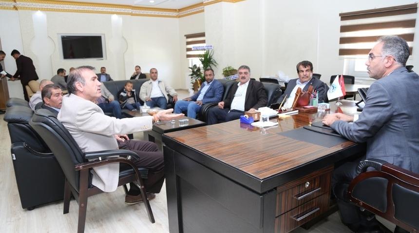 Başkan Kuş&rsquo;a tebrik ziyaretleri s&uuml;r&uuml;yor