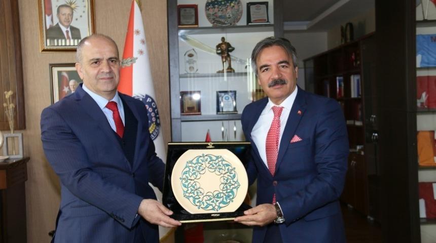Rektör Bağlı, İl Emniyet Müdürü Artunay’ı ziyaret etti