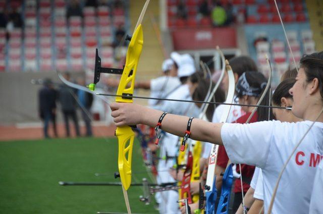 Kahramanmaraş’ta okullar arası okçuluk şampiyonası