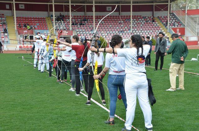 Kahramanmaraş’ta okullar arası okçuluk şampiyonası