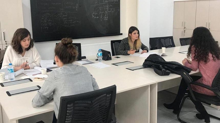 Gen&ccedil;ler m&uuml;lakat sim&uuml;lasyonu ile tecr&uuml;be kazandı