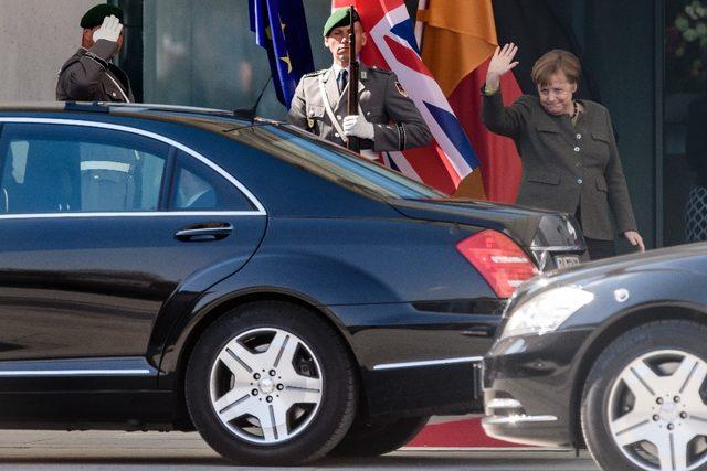 İngiltere Başbakanı May, Merkel’den destek alamadı