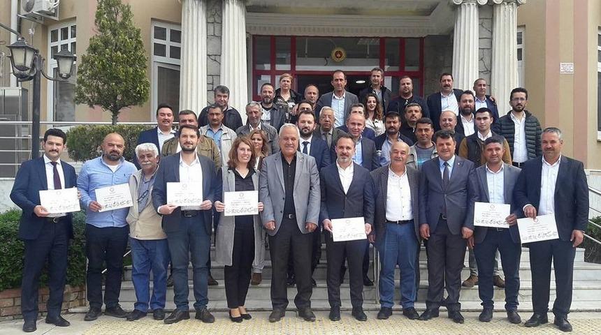 Cumhur ittifakının Didim Belediye meclis &uuml;yeleri mazbatalarını aldı