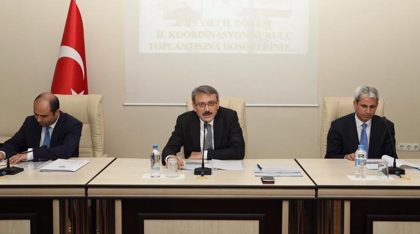 Vali Ekinci, &ldquo;2019 yılında 154 proje &uuml;zerinde &ccedil;alışıyoruz&rdquo;
