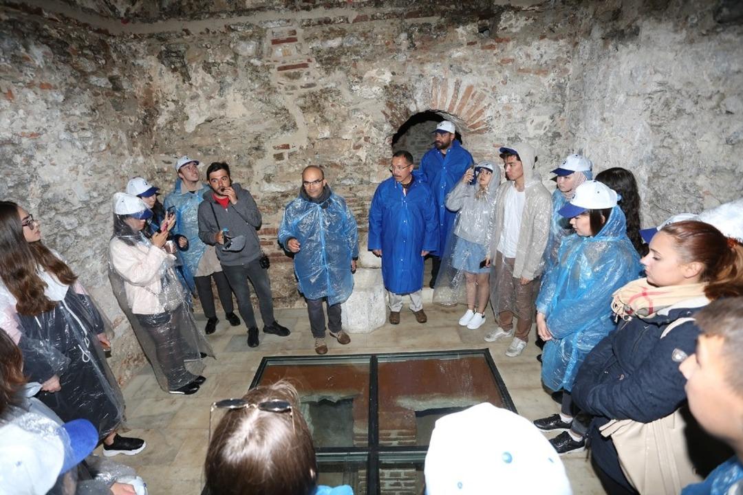PA&Uuml;&rsquo;l&uuml; uluslar arası &ouml;ğrenciler Stratonikeia&rsquo;yı gezdi