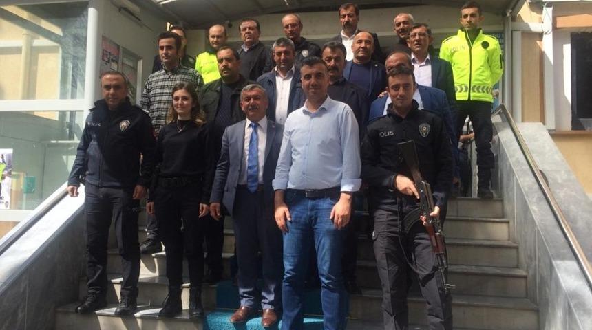 Muhtarlar, Polis Haftasında emniyeti ziyaret etti