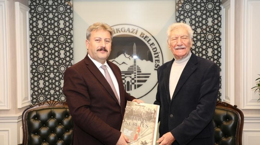 Melikgazi Belediye Başkanı Dr. Mustafa Palancıoğlu&rsquo;na Tebrik Ziyaretleri Devam Ediyor