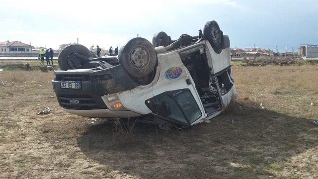 Aksaray’da minibüs devrildi: 1 yaralı