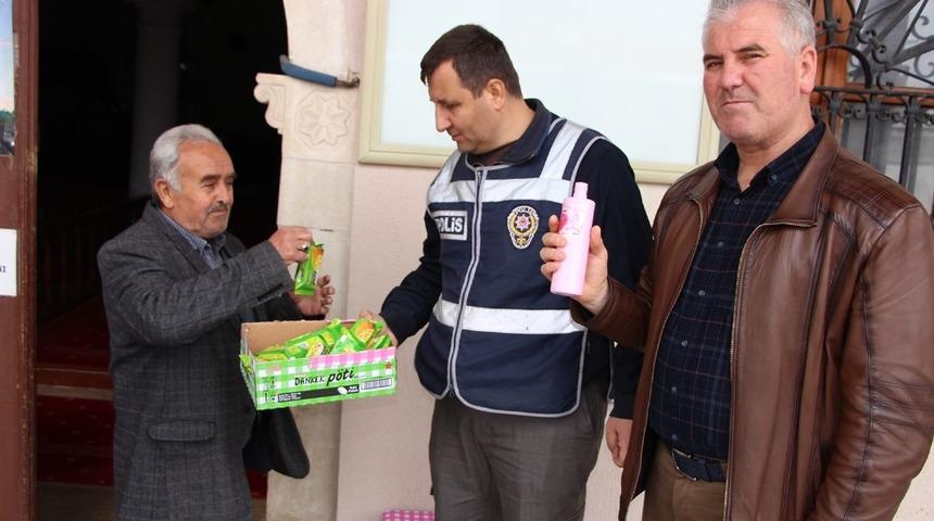 Kula Emniyetinden şehit polisler i&ccedil;in mevlit