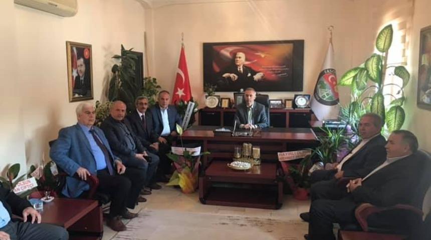 Rakip partilerden Başkan &Ouml;zt&uuml;rk&rsquo;e tebrik