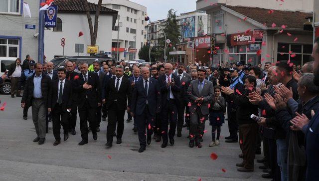 Bafra Belediye Başkanı Kılıç, mazbatasını aldı