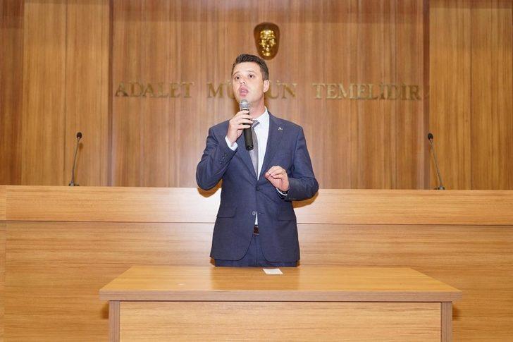 Başkan Sarıkurt ve belediye meclis üyeleri mazbatalarını aldı G3