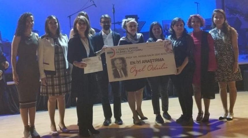 Hitit &Uuml;niversitesi Tıp Fak&uuml;ltesi &ouml;ğretim &uuml;yelerine &ouml;d&uuml;l