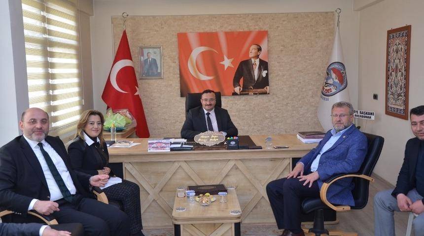 Emet Belediye Başkanı Hüseyin Doğan’a tebrik ziyareti