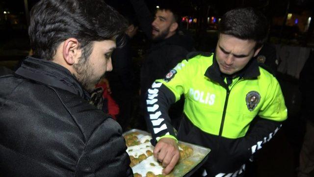 ‘Silahlı kavga’ ihbarına giden polislere pasta sürprizi