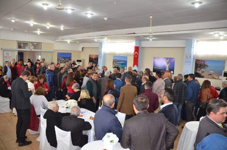 Kuşadası’nın yeni başkanı Ömer Günel’i 2 günde 10 bin kişi tebrik etti G1