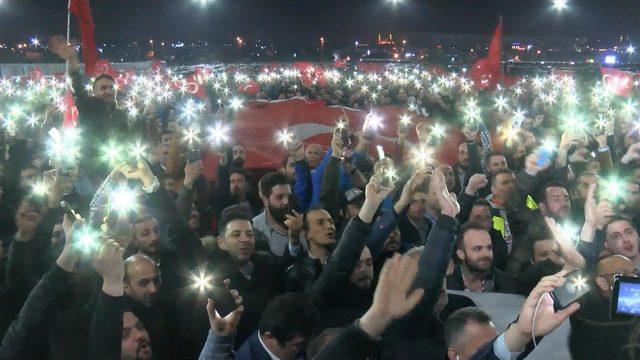 Yenikapı'da Uber şoförleri eylem yaptı