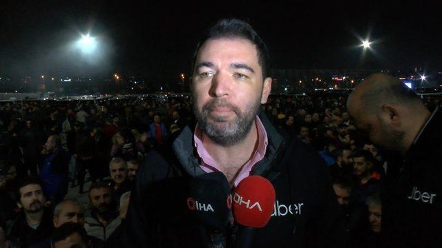 Yenikapı'da Uber şoförleri eylem yaptı