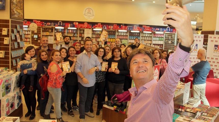 Yazar Tonguç, Adanalı okurlarıyla buluştu