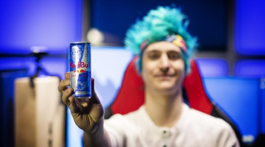 Twitch Yayıncısı Ninja, Red Bull Kutularında!