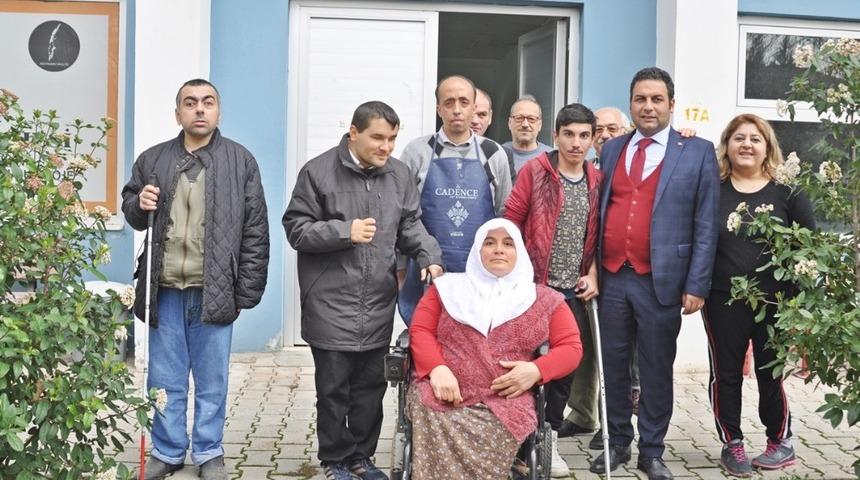 Başkan Yıldırım, Engelsiz Evi’ni ziyaret etti