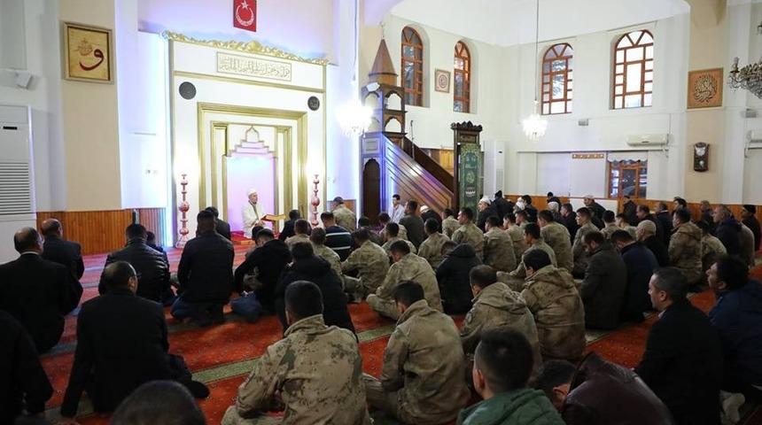 Şehitler i&ccedil;in Mevlid-i Şerif okutuldu