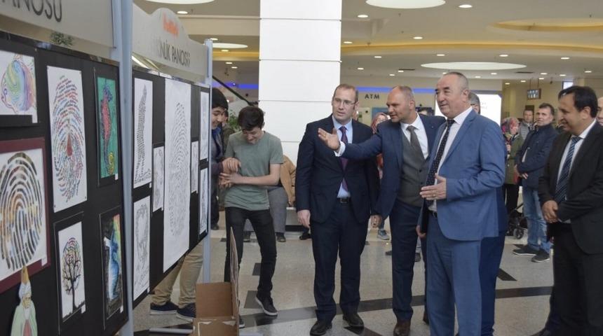 Sarıcakaya İmam Hatip Ortaokulu&rsquo;ndan &lsquo;karma resim sergisi&rsquo;