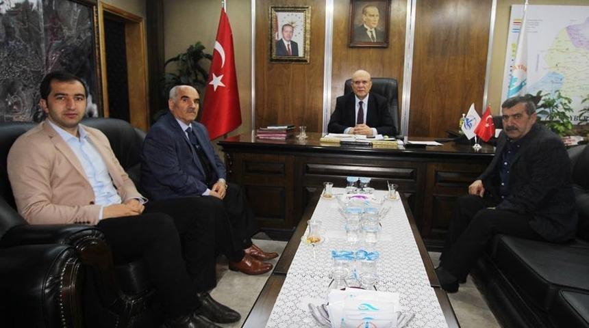 Karaman&rsquo;dan Başkan Pekmezci&rsquo;ye ziyaret