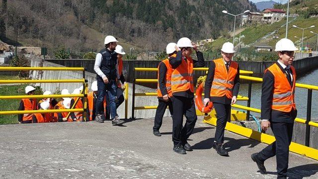 Teknik lise öğrencileri SANKO HES’lerini ziyaret etti