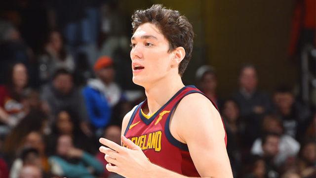 Cedi Osman, Charlotte Hornets deplasmanında 17 sayı attı