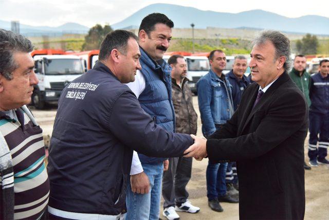 Bayraklı'da başkanlık katı halka açıldı, Bornova'da yüz tanıma sistemi kaldırıldı