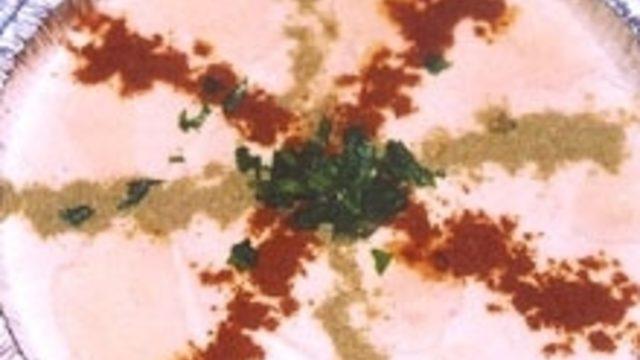 Humus ve Soğan Turşusu