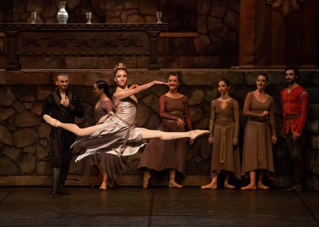  Hamlet  balesi kapalı gişe veda etti 2