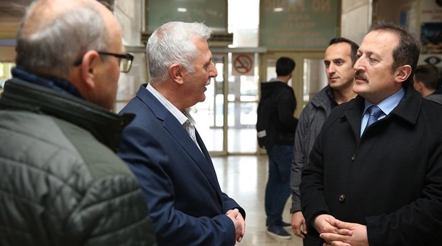 Vali Pehlivan, AVM esnafını ziyaret etti