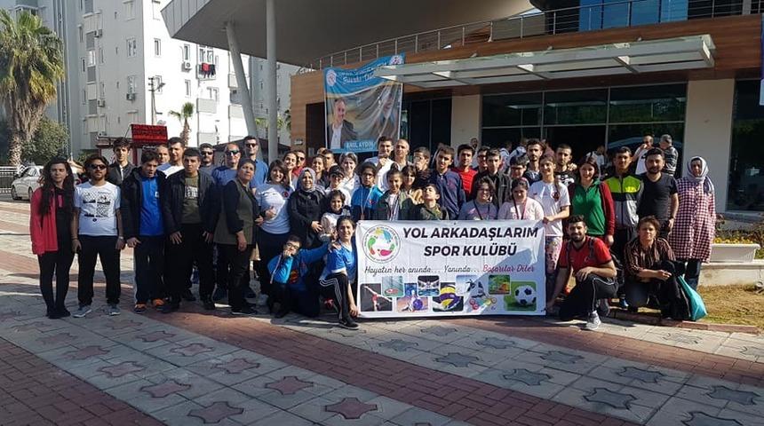 &Ouml;zel sporculardan 9 altın, 6 g&uuml;m&uuml;ş, 3 bronz