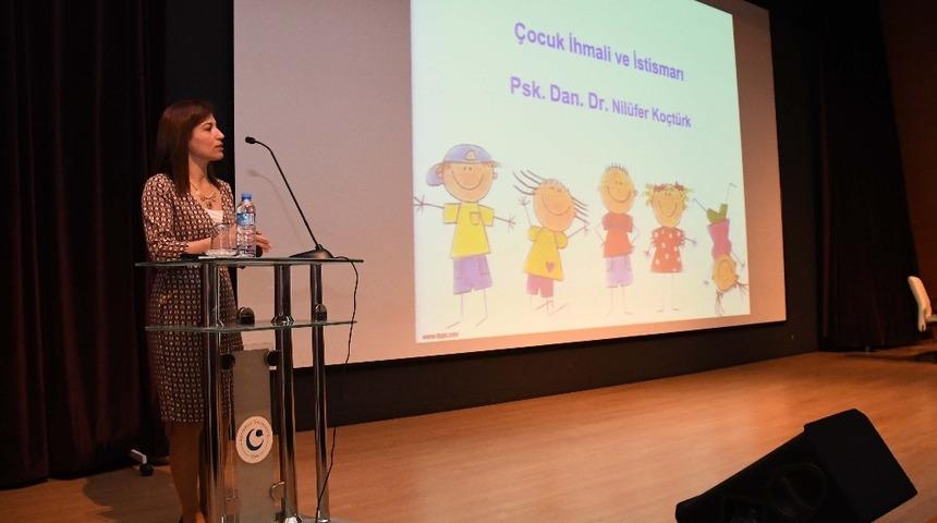 &Uuml;niversitede "&Ccedil;ocuk İhmali ve İstismarı" konferansı