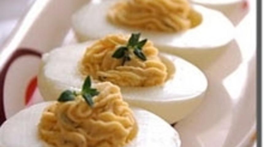 Mayonezli ve Kekikli Yumurta