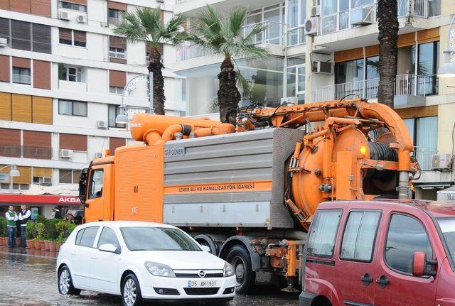 İzmir’de yağış seferberliği