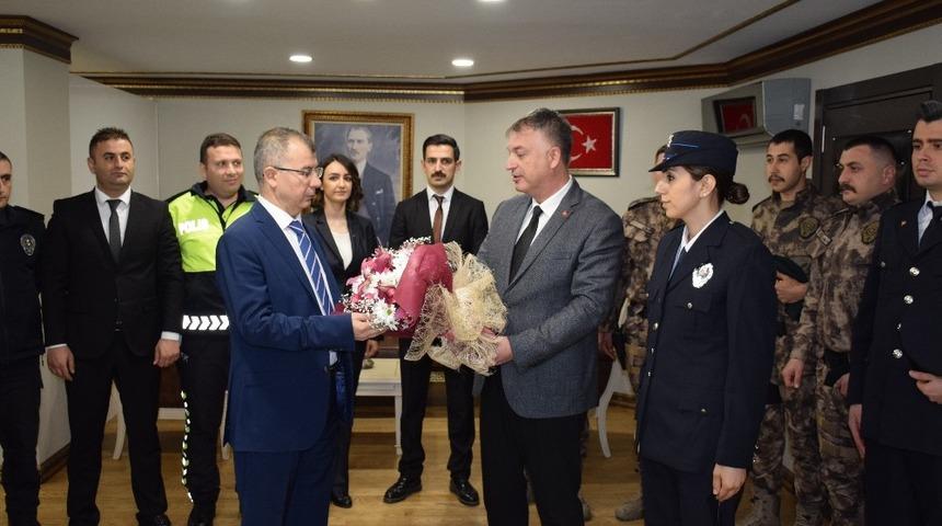 Vali Doruk, Polis Teşkilatı&rsquo;nın 174. kuruluş yıld&ouml;n&uuml;m&uuml;n&uuml; kutladı