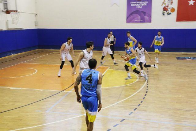 Haliliye basketbolda çeyrek finale yükseldi