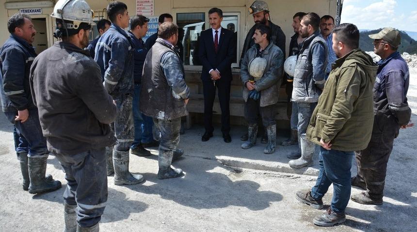 Başkan Kaya maden ocağında