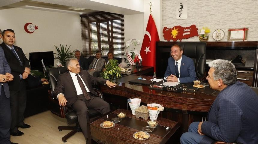 Başkan B&uuml;y&uuml;kkılı&ccedil;, ilk il&ccedil;e ziyaretini Tomarza&rsquo;ya yaptı