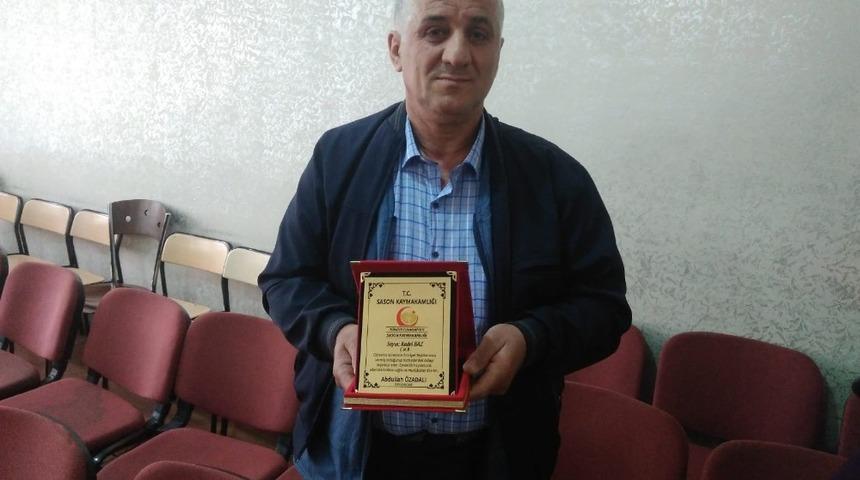 Emekli olan bek&ccedil;i i&ccedil;in veda programı d&uuml;zenlendi