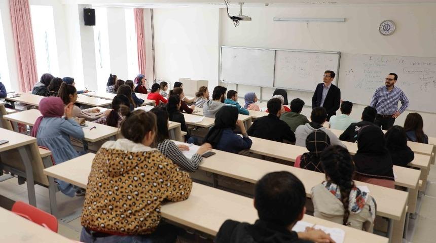 Bartın &Uuml;niversitesi&rsquo;nde &lsquo;T&uuml;rk&ccedil;e &Ouml;ğretmenliği Programı&rsquo; akredite oldu